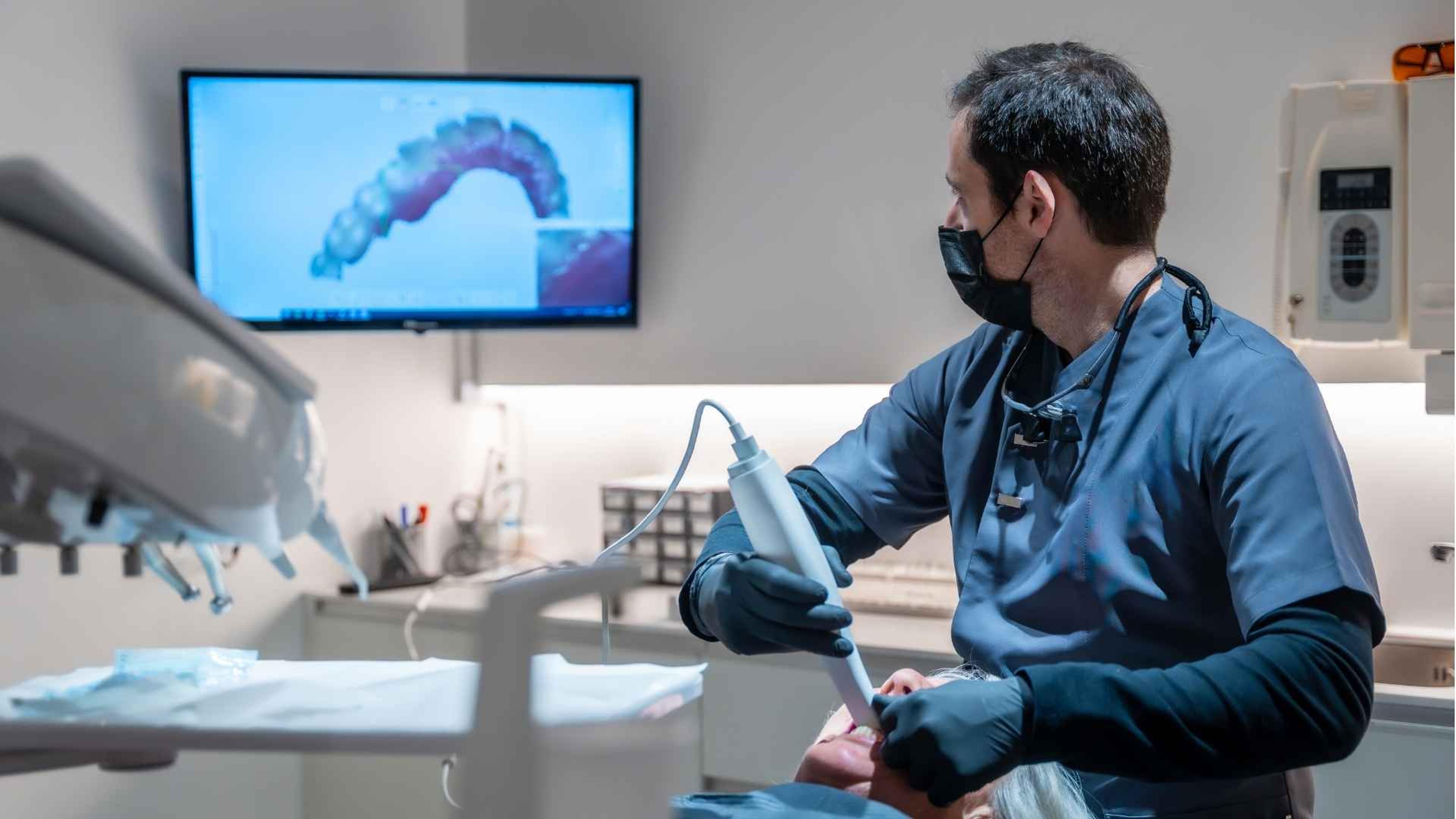 La Ley de Protección de Datos en tu clínica dental: qué cambia y qué ya está resuelto con Dentalink