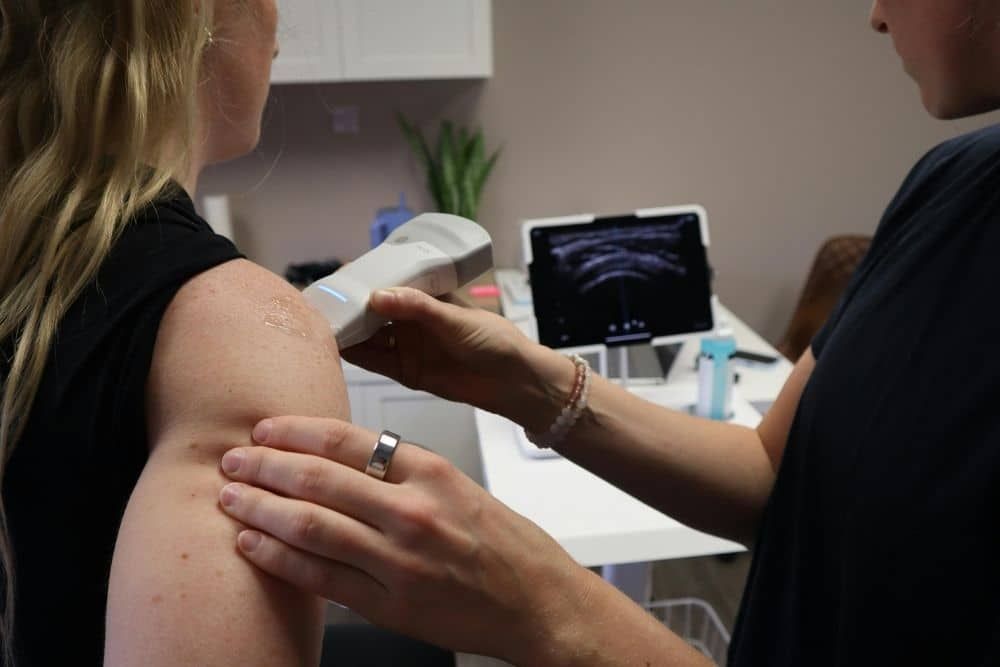Fisioterapia para rotura tendón supraespinoso: recuperación y tratamiento especializado | Clínica Recupérate en Salamanca