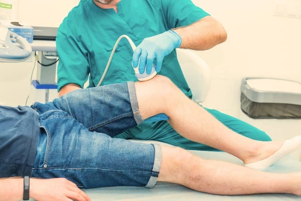 Rehabilitación con ultrasonidos: cómo acelerar tu recuperación | Clínica Recupérate en Salamanca