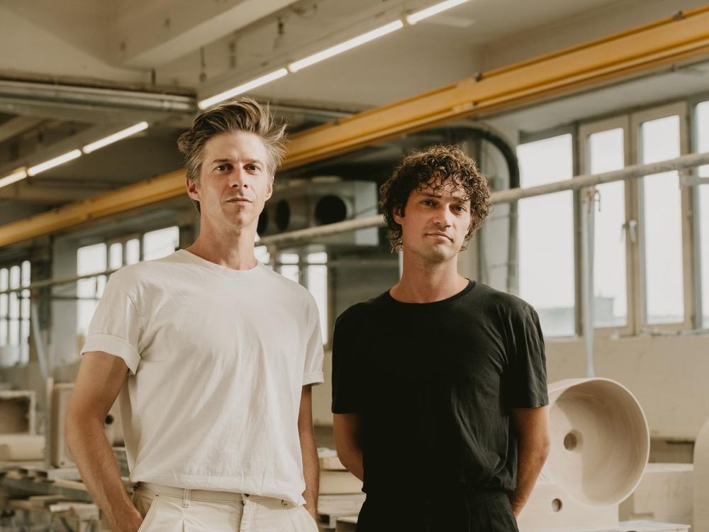 Gordon Selbach and Jakob Travnik)