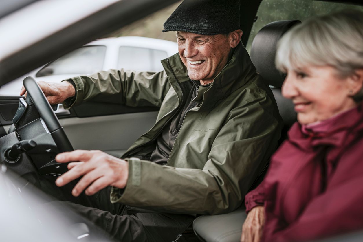 Darf man nach dem Cannabis-Konsum Auto fahren?