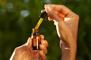 Dronabinol: Synthetisches THC als Medikament − Wirkung und Anwendung
