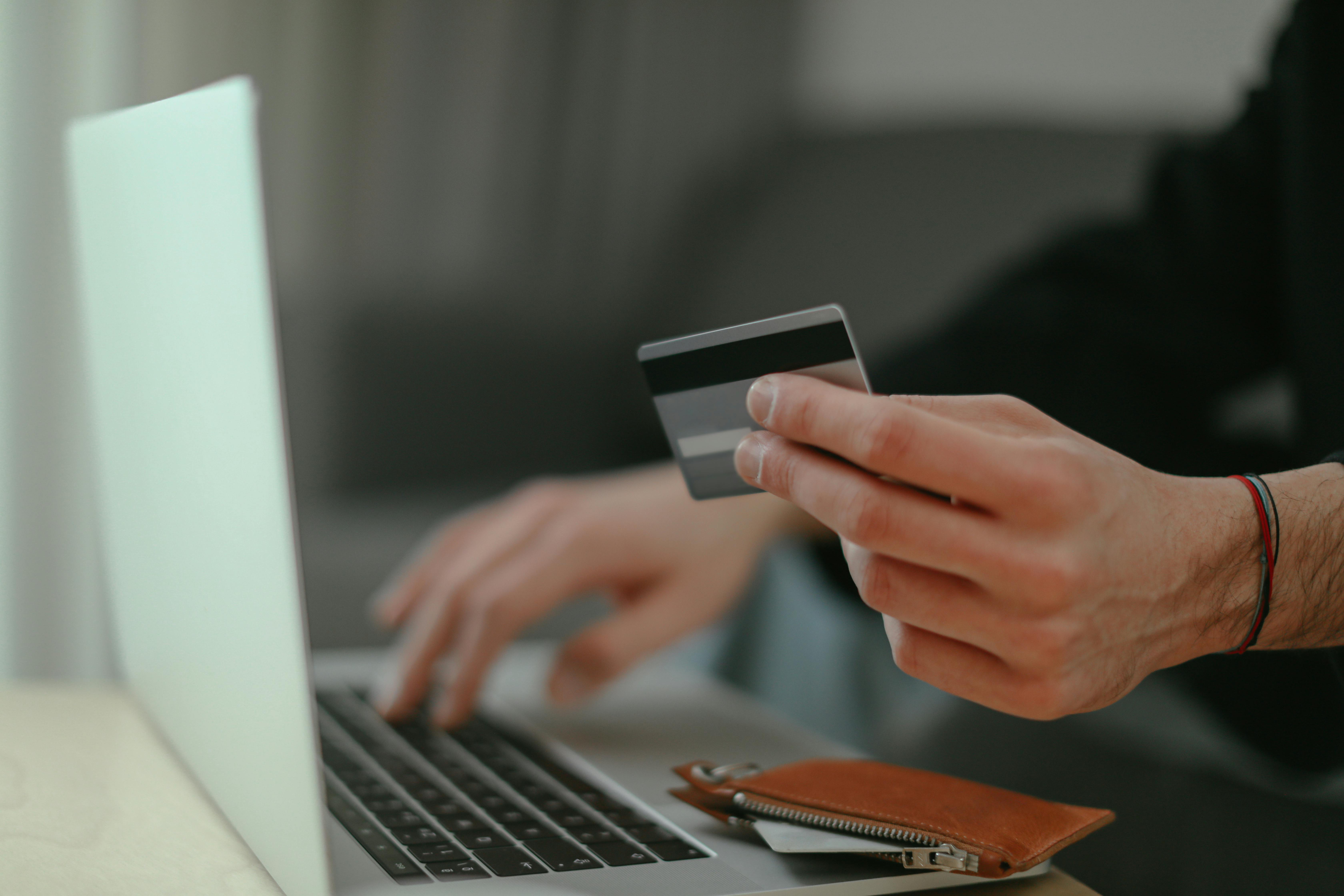 5. Checkout und sicheres Bezahlen