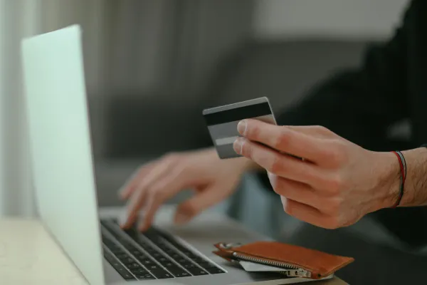 5. Checkout und sicheres Bezahlen