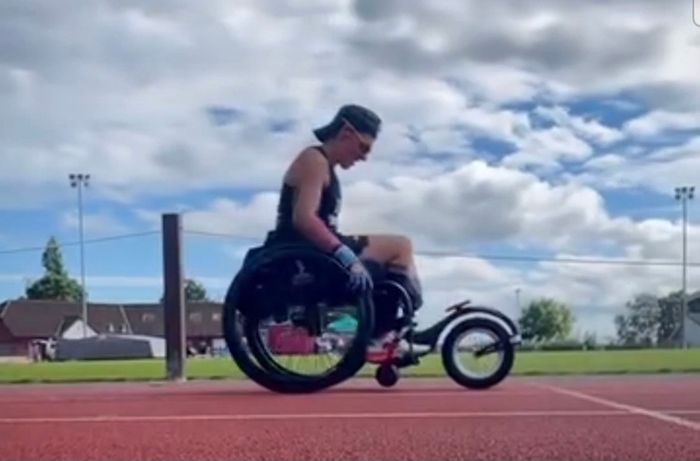 When Pain Decides to Be the Main Character