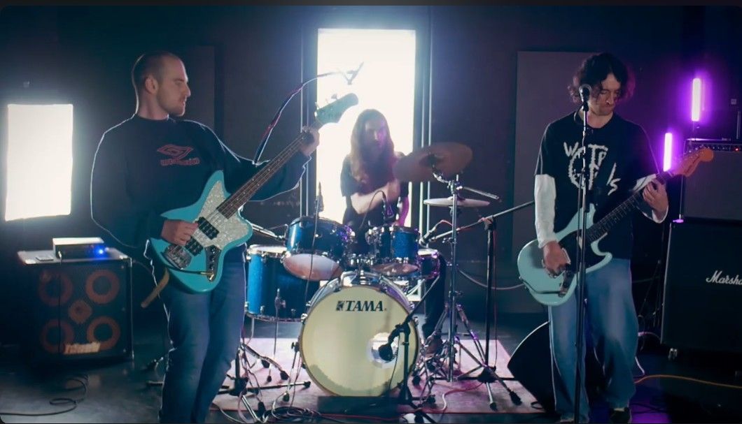 Image pour l'article Noise Confusion (Grunge / Punk / Noise) présente une session live