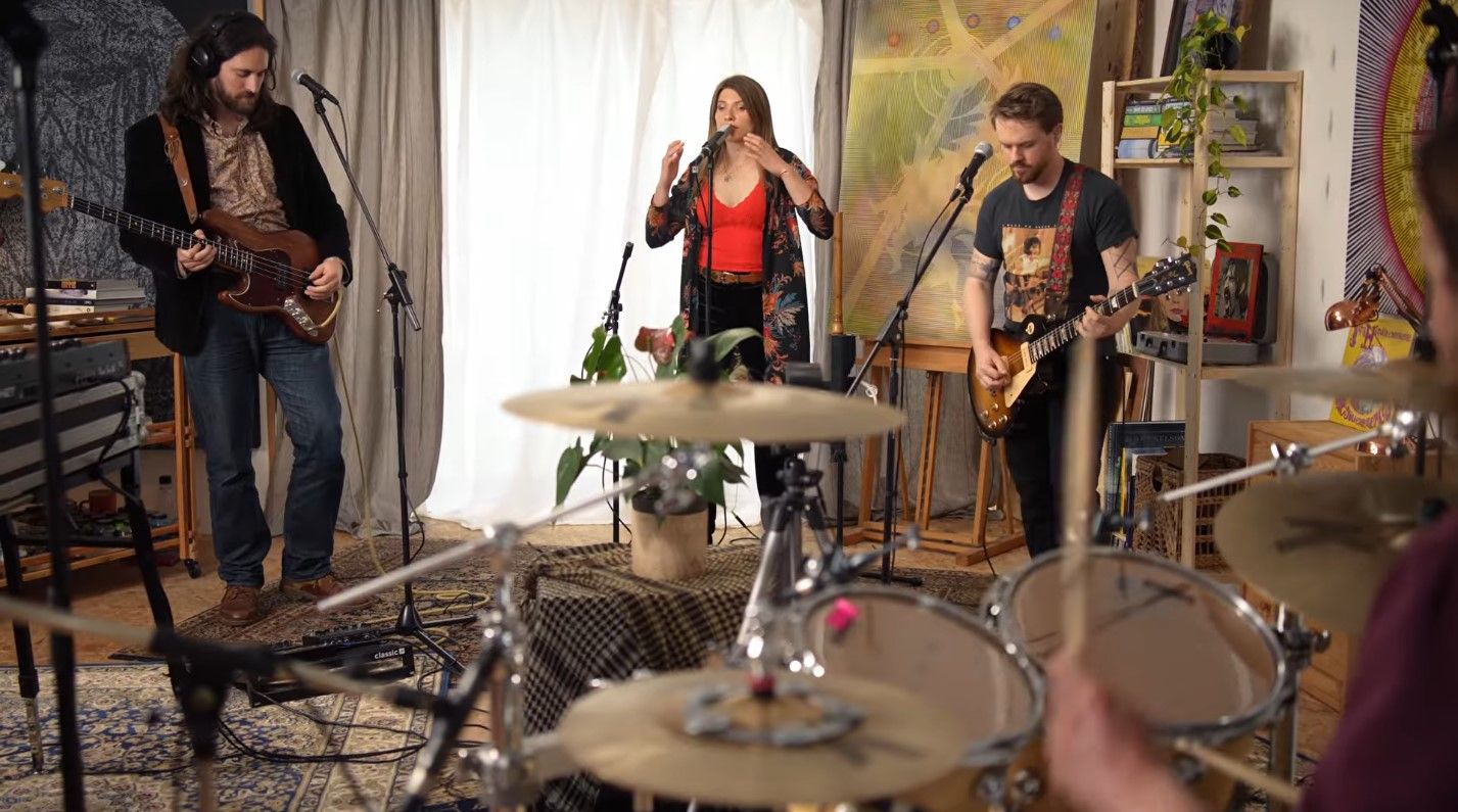 Image pour l'article Yomuna, nouvelle vidéo en session live.