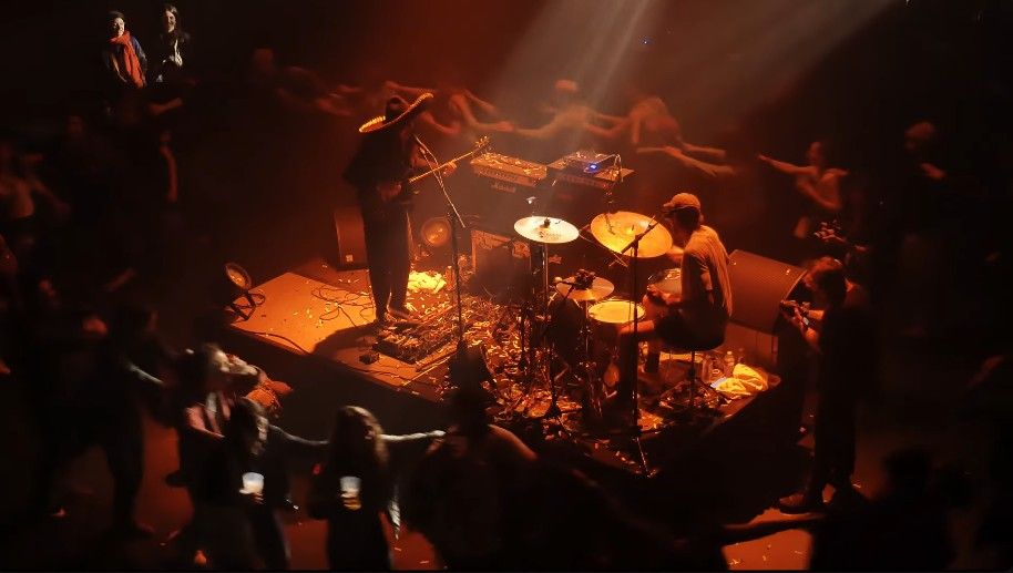 Image pour l'article Morceau live de The Fying Bones au Festival Les Embellies à Rennes