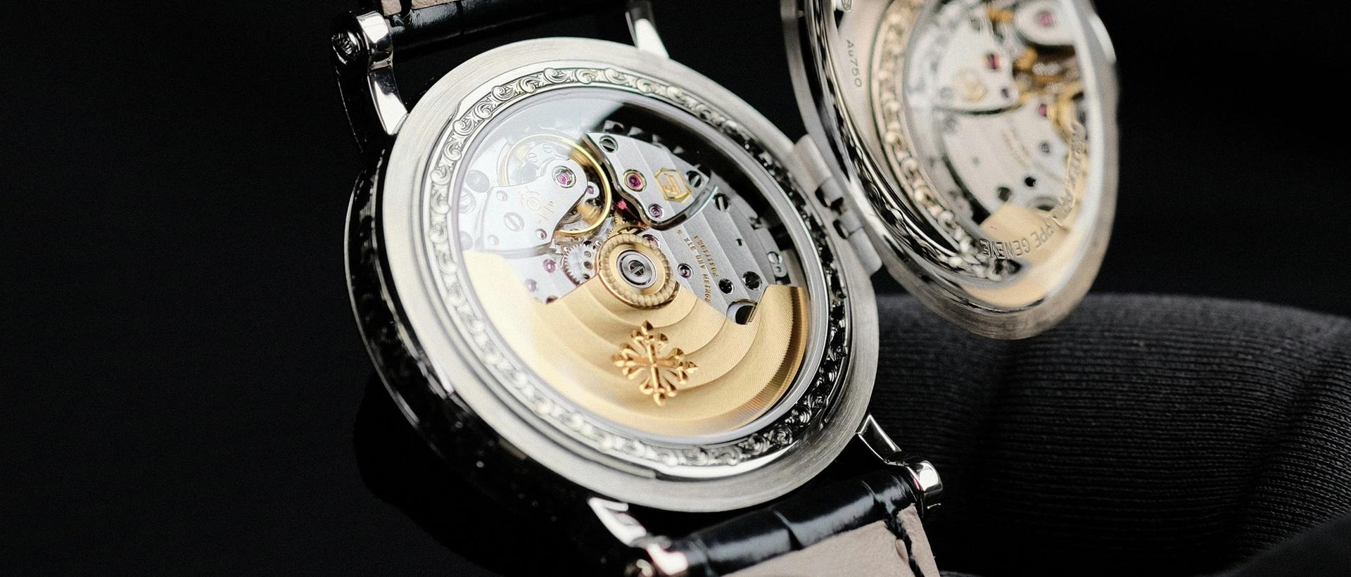 The Complete Guide to Gifting Luxury Timepieces