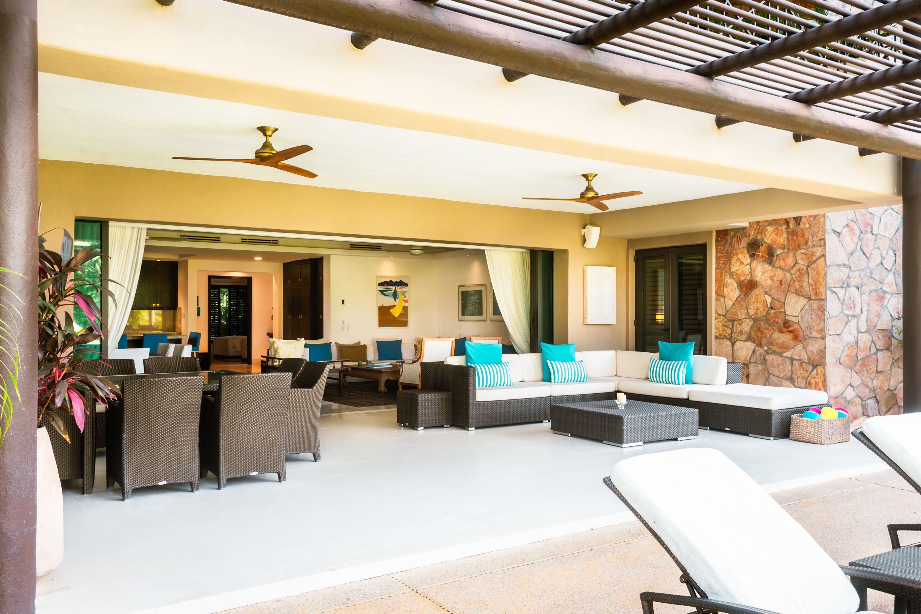 801 Hacienda