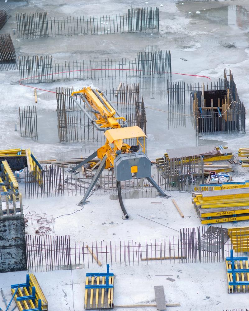 Why One Accountable Group Beats a Chain of Contractors