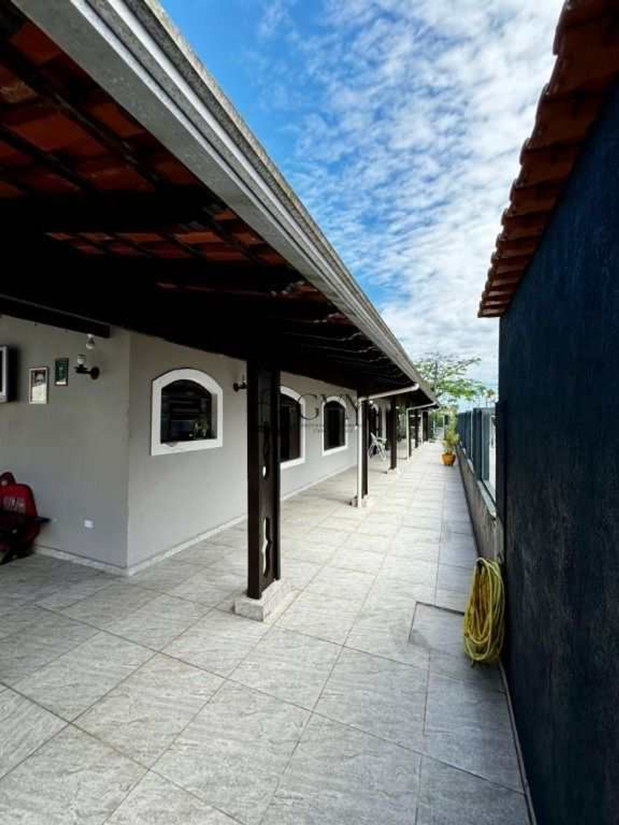 Foto do imóvel Casa de 3 quartos sendo três suítes, Flórida, Praia Grande, SP. em Flórida, Praia Grande