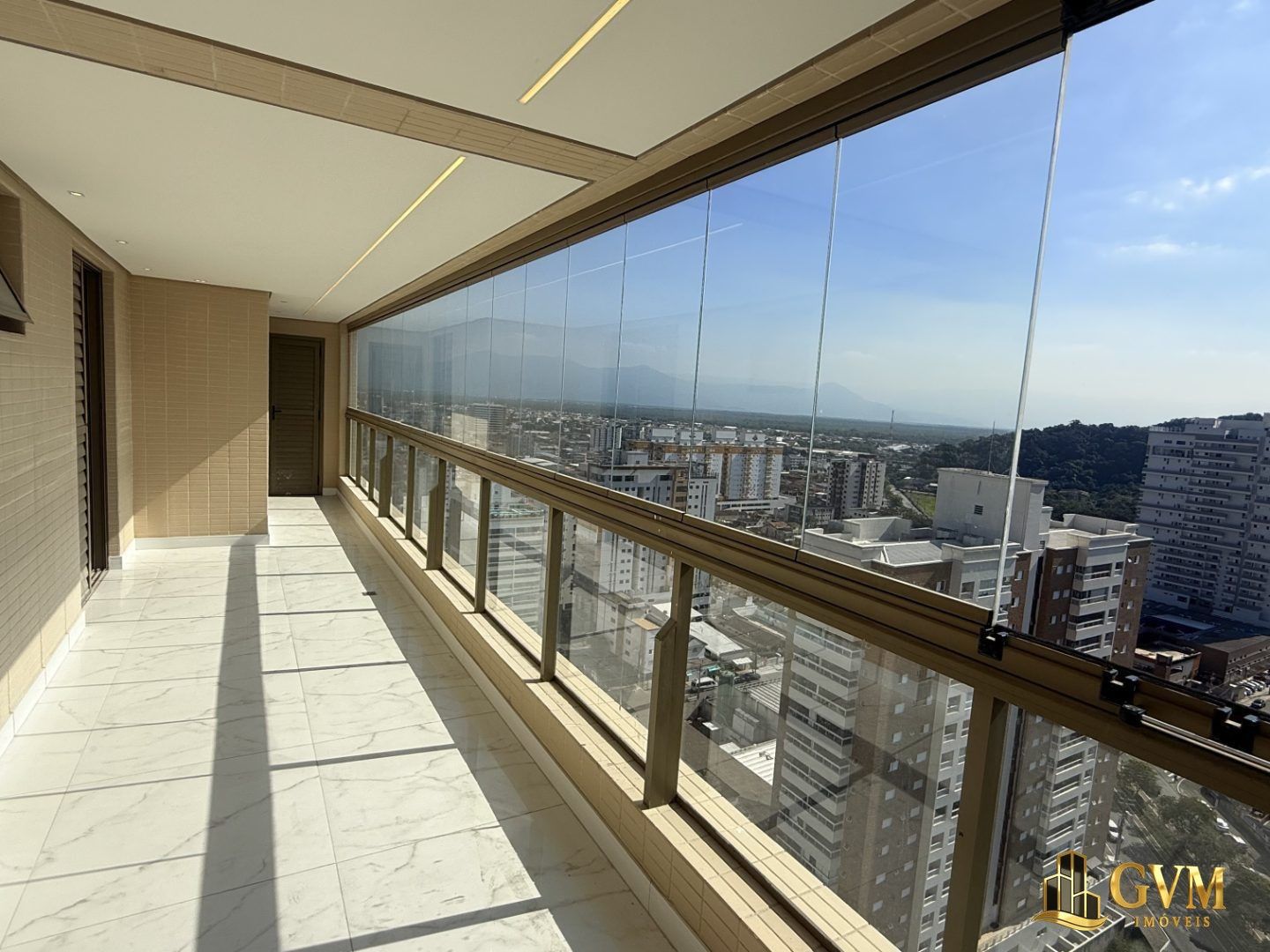 Interior do imóvel APARTAMENTO 3 SUÍTES - CANTO DO FORTE