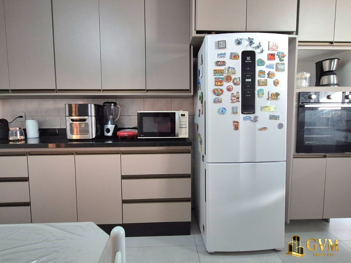 Foto 4 do imóvel Apartamento 4 dormitorios sendo 2 suites