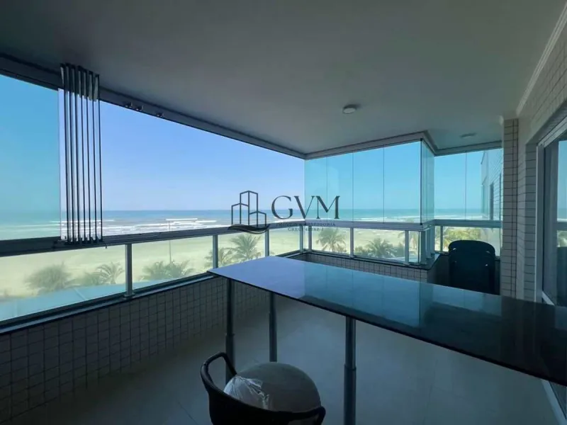 Apartamento com 2 quartos frente mar á venda no Maracanã em Praia Grande - Balneário Maracanã, Praia Grande