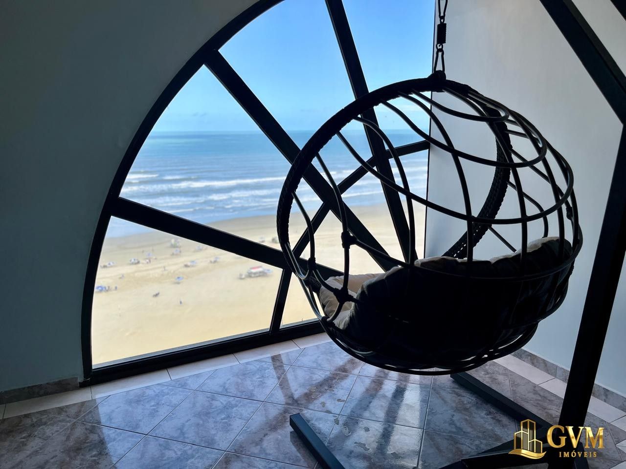 Foto 2 do imóvel Cobertura frente ao mar com 3 quartos á venda na Guilhermina em Praia Grande