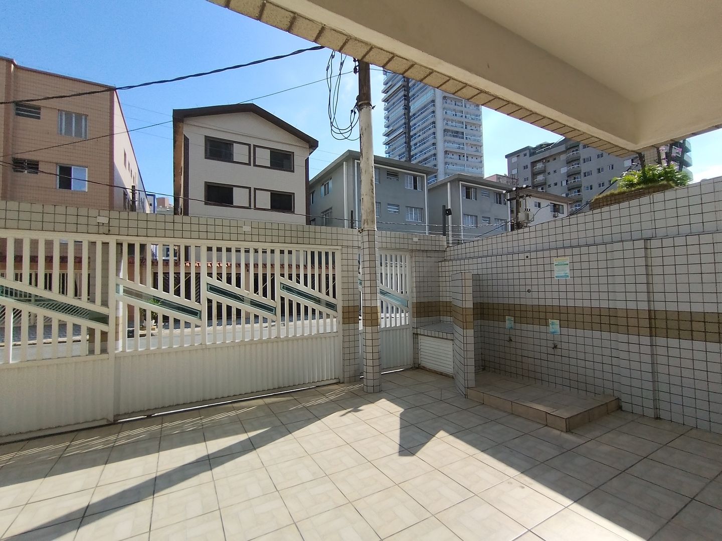 Mais fotos do imóvel Apartamento com 2 quartos, Guilhermina, Praia Grande - R$ 320 mil, Cod: 3827