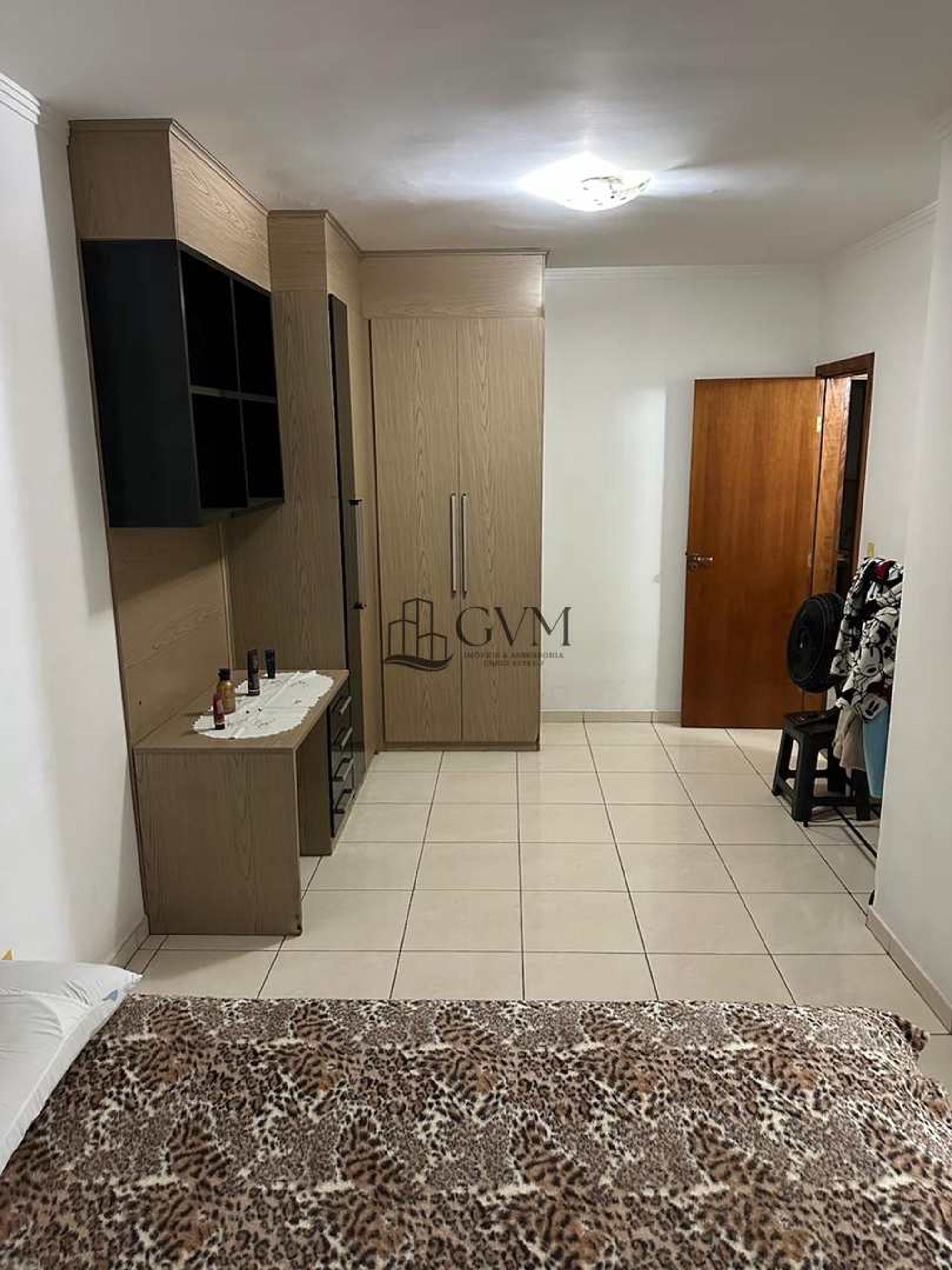 Foto 17 do imóvel Casa com 2 quartos, e 2 suítes , Guilhermina, Praia Grande