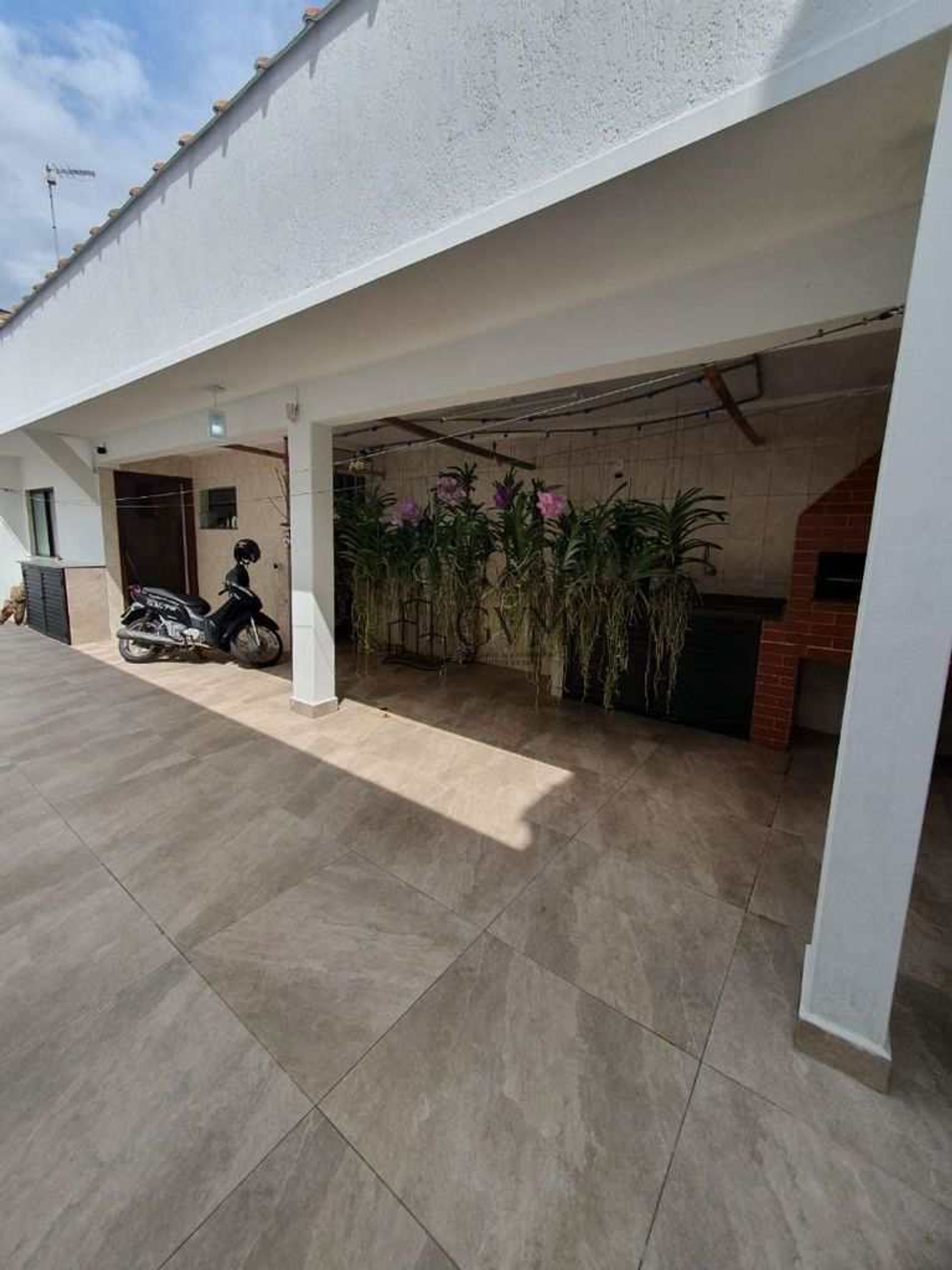 Mais fotos do imóvel Casa de alto padrão no Canto do Forte, Praia Grande, SP.