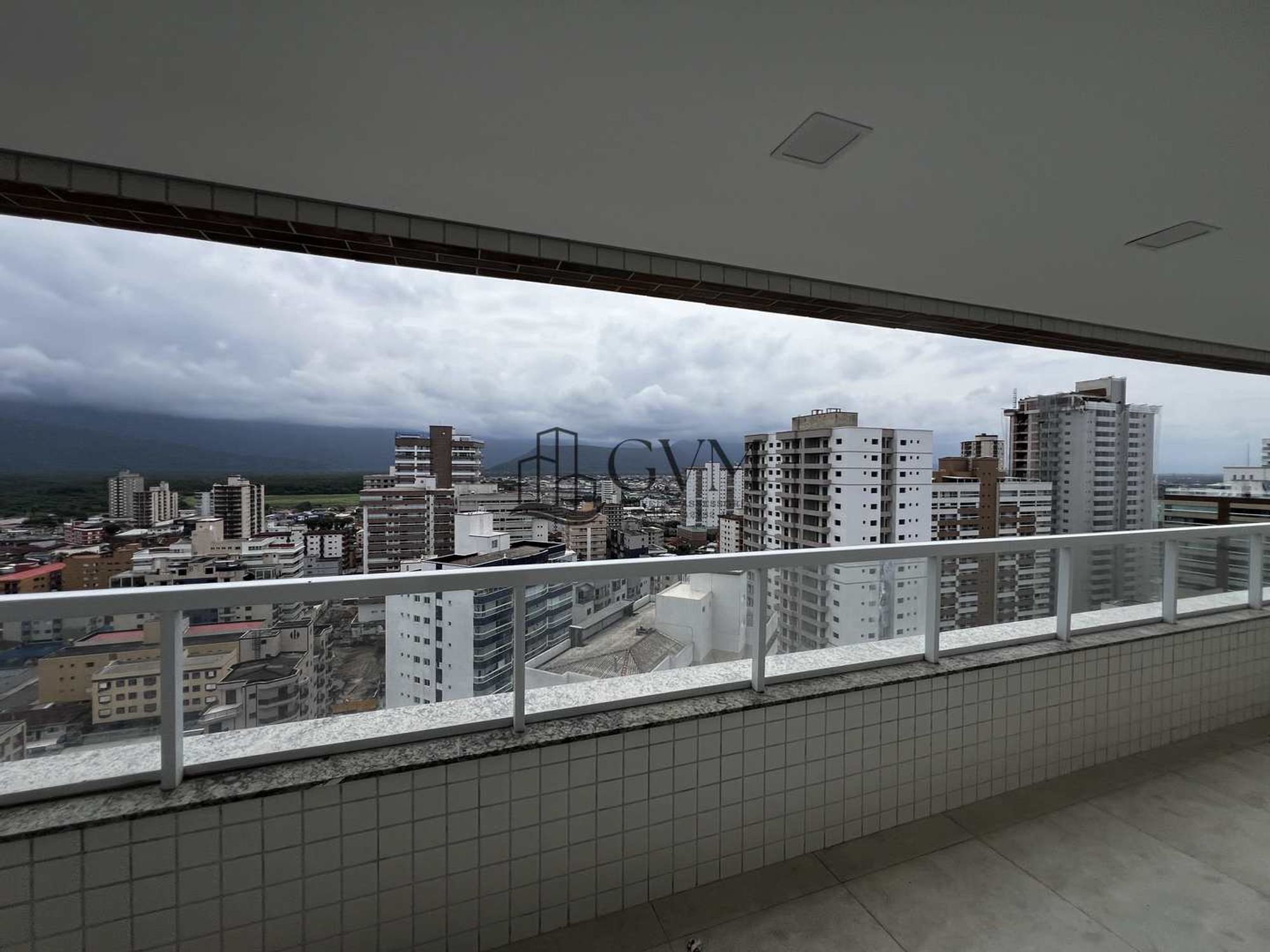 Foto do imóvel Apartamento com 2 quartos, Caiçara, Praia Grande em Caiçara, Praia Grande
