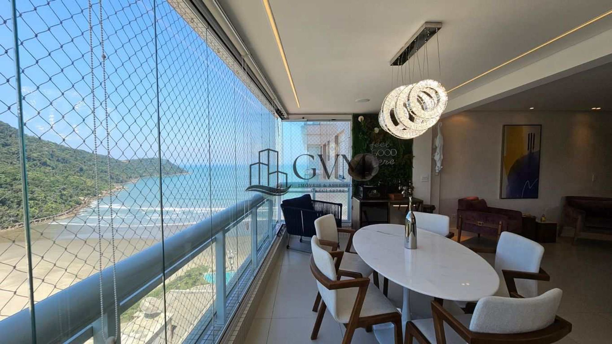 Interior do imóvel Apartamento com 3 quartos sendo suítes, Canto do Forte - Praia Grande/SP