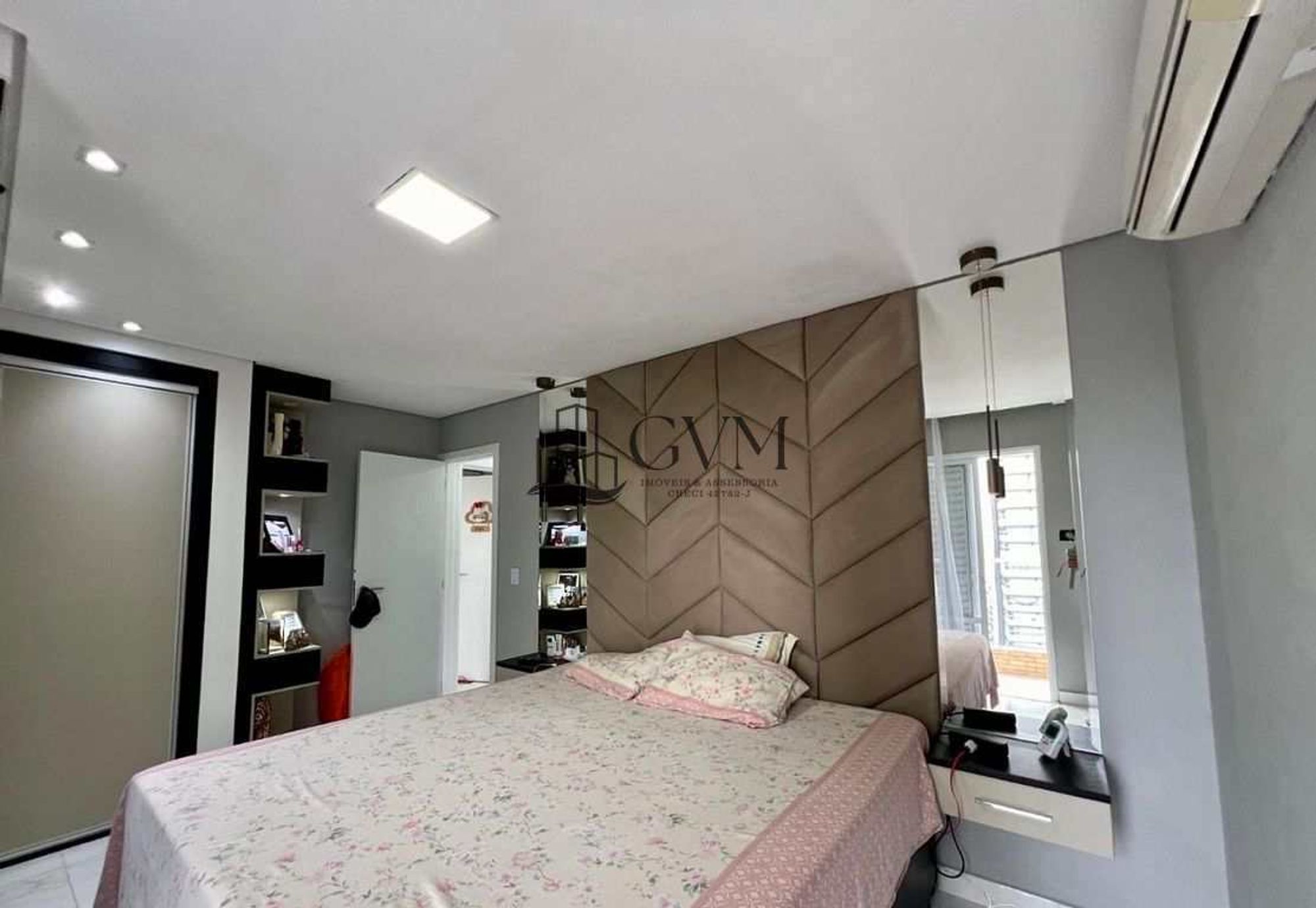 Foto 7 do imóvel Apartamento Mobiliado com 3 quartos à venda no Canto do Forte em Praia Grande