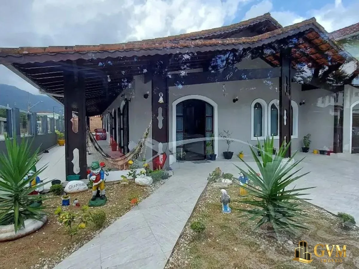 Foto principal do imóvel Casa 4 Dormitórios - Balneário Flórida em Flórida