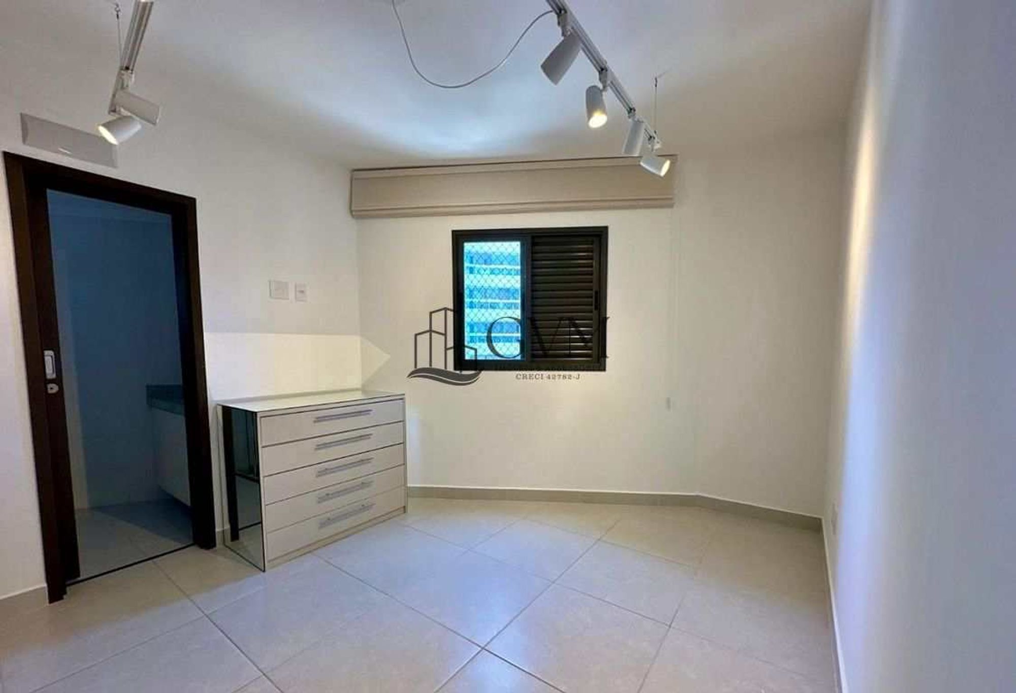 Foto 12 do imóvel Apartamento com 2 quartos á venda no Canto do Forte em Praia Grande