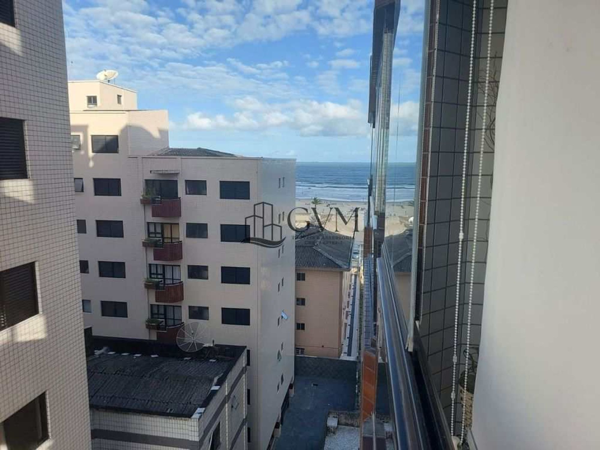 Foto 8 do imóvel Apartamento de 2 quartos na Guilhermina, Praia Grande, SP.