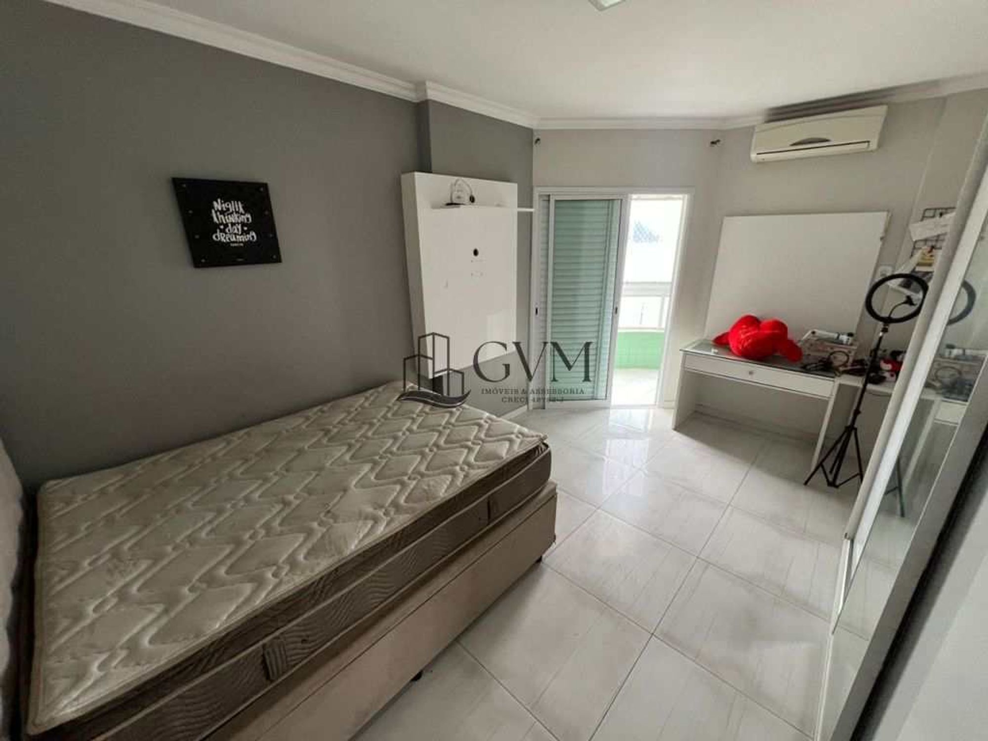 Foto 12 do imóvel Apartamento à Venda em Canto do Forte, Praia Grande - SP
