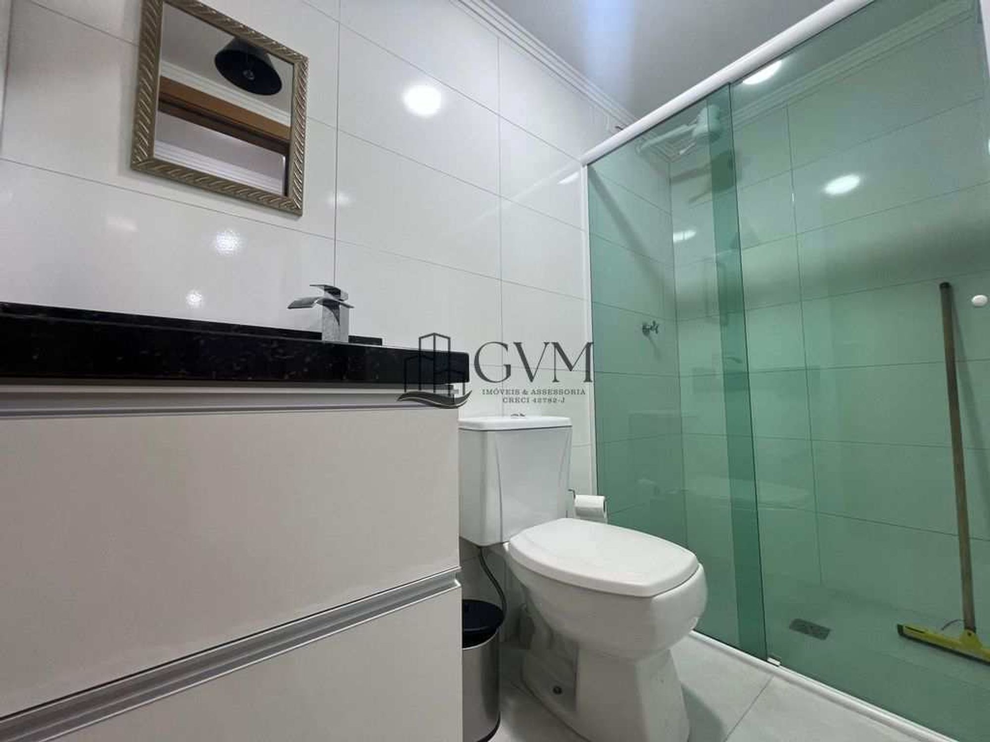 Foto 24 do imóvel Apartamento com 2 quartos frente mar á venda no Maracanã em Praia Grande