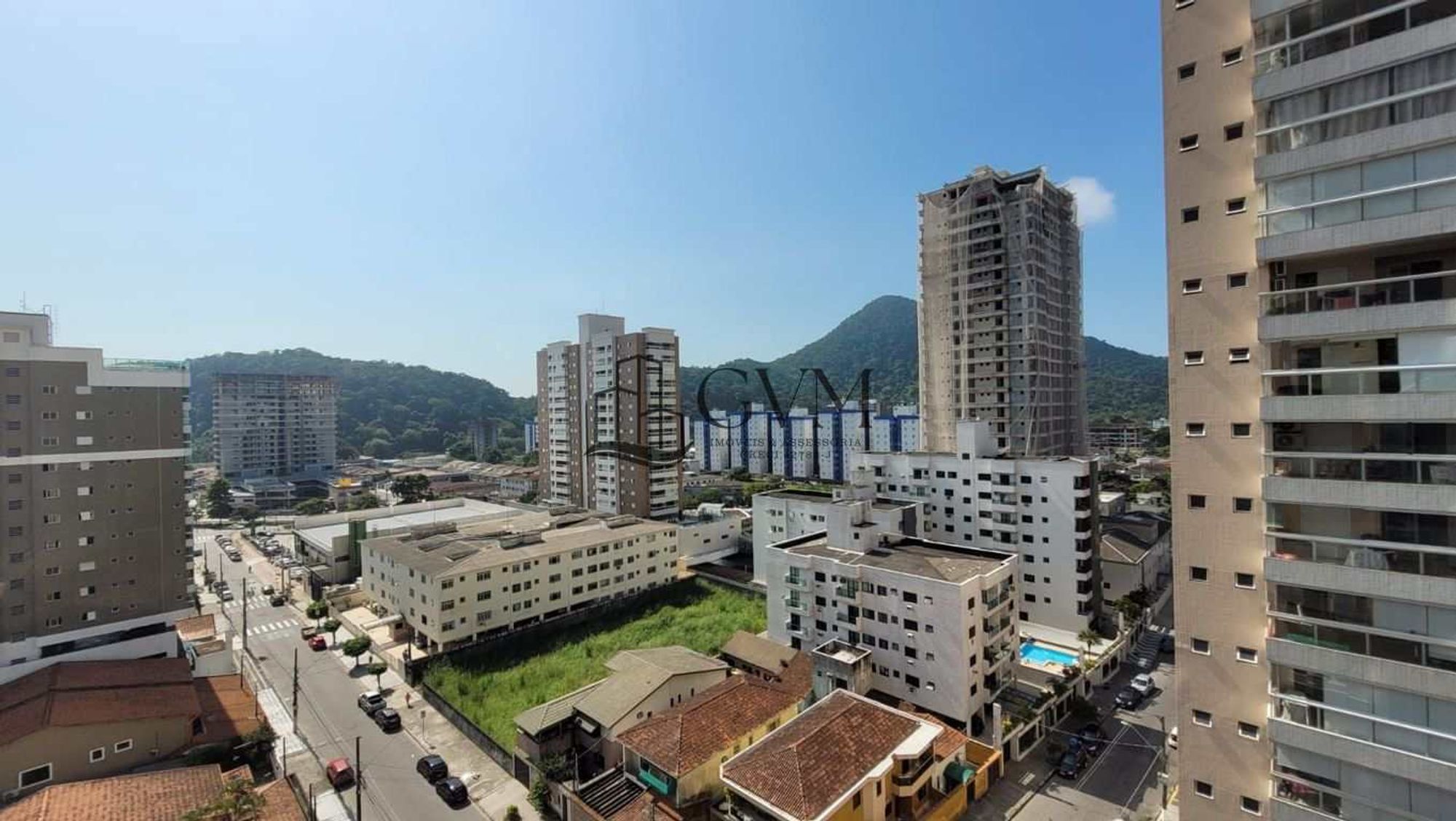 Foto 7 do imóvel Apartamento no Canto do Forte em Praia Grande SP.