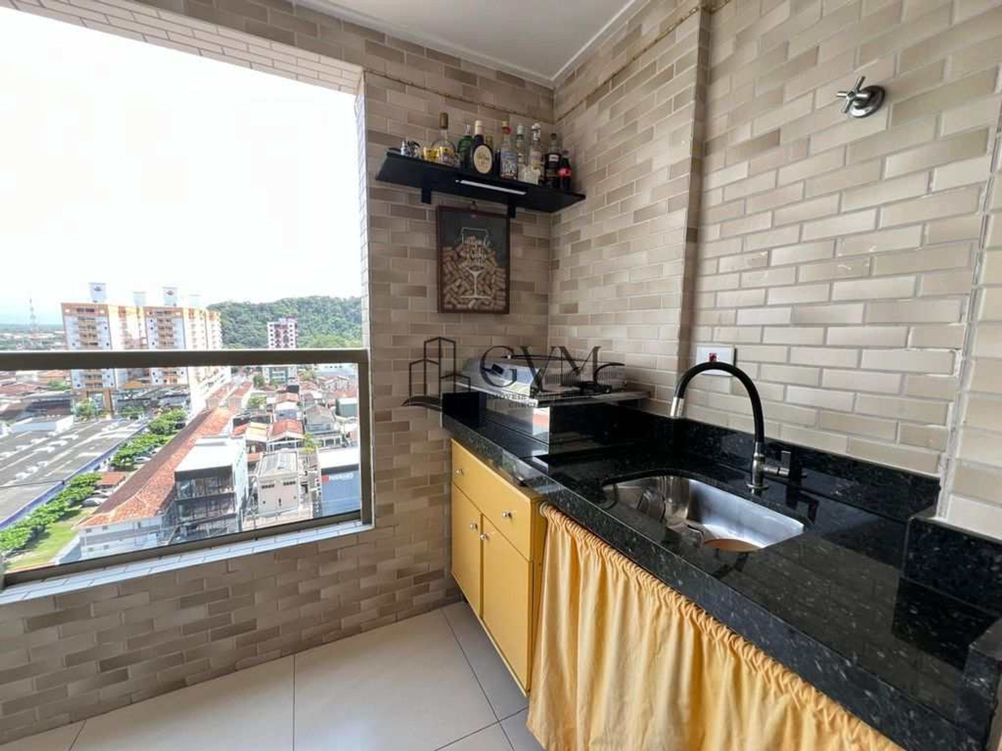 Foto do imóvel Apartamento de 2 dormitórios , sacada gourmet e vista panorâmica. em Canto do Forte, Praia Grande