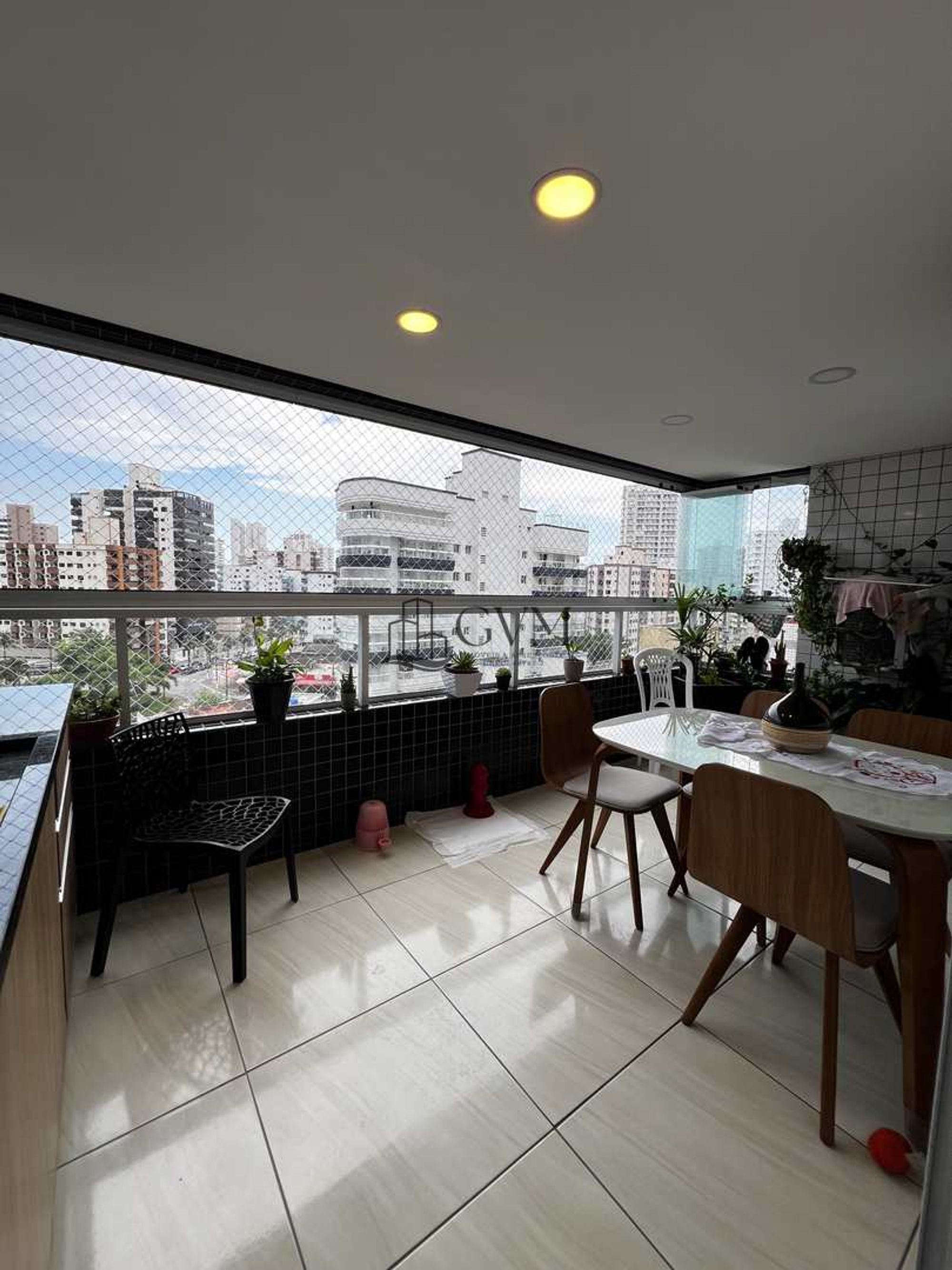 Foto do imóvel Apartamento com 2 quartos, Guilhermina, Praia Grande em Guilhermina, Praia Grande