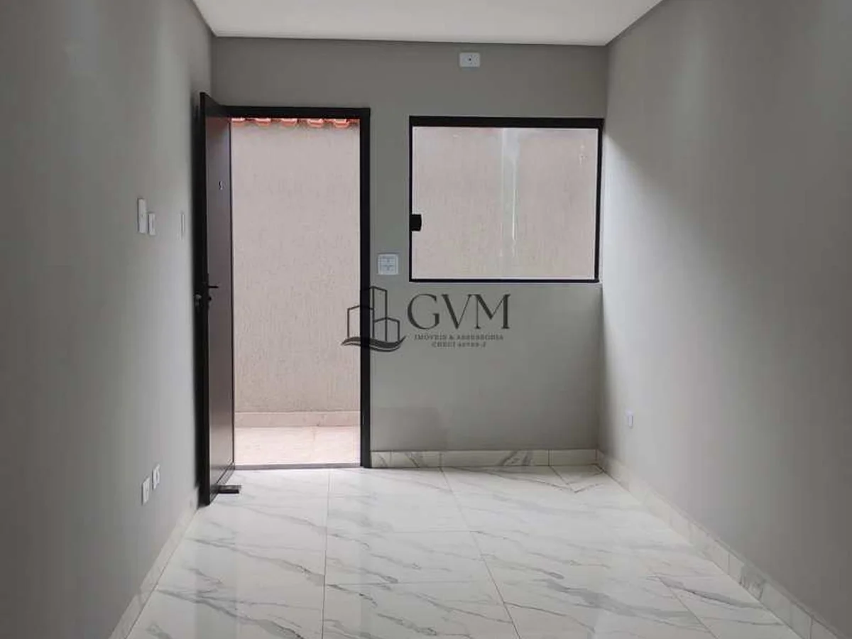 Foto principal do imóvel Casa de Condomínio com 2 quartos, Sítio do Campo, Praia Grande em Sítio do Campo