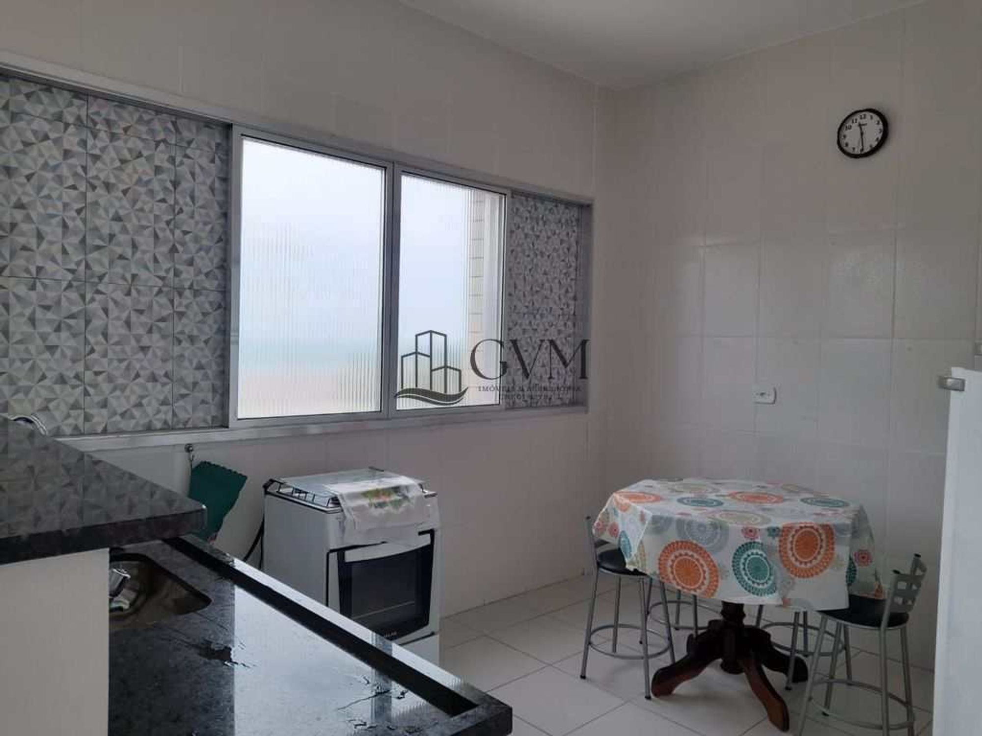 Foto 12 do imóvel Apartamento no Canto do Forte em Praia Grande, SP.