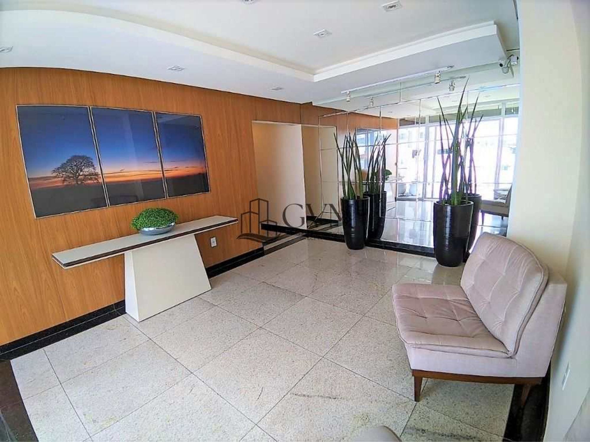 Interior do imóvel Apartamento de 2 quartos sendo uma suíte na Guilhermina, Praia Grande, SP.