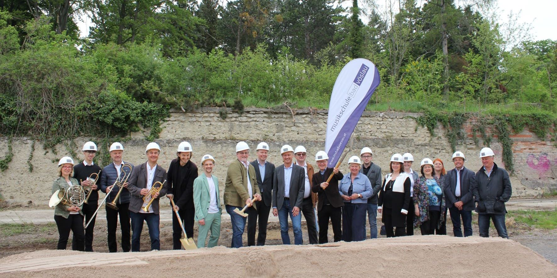 Spatenstich, Gruppenbild, Schaufel, Bad Vöslau