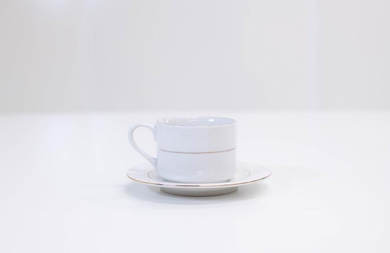 Coffee Cup Gold Trim (1)
