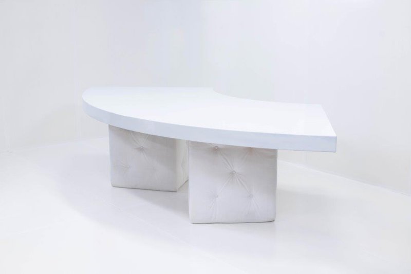 White High Gloss Serpentine Table