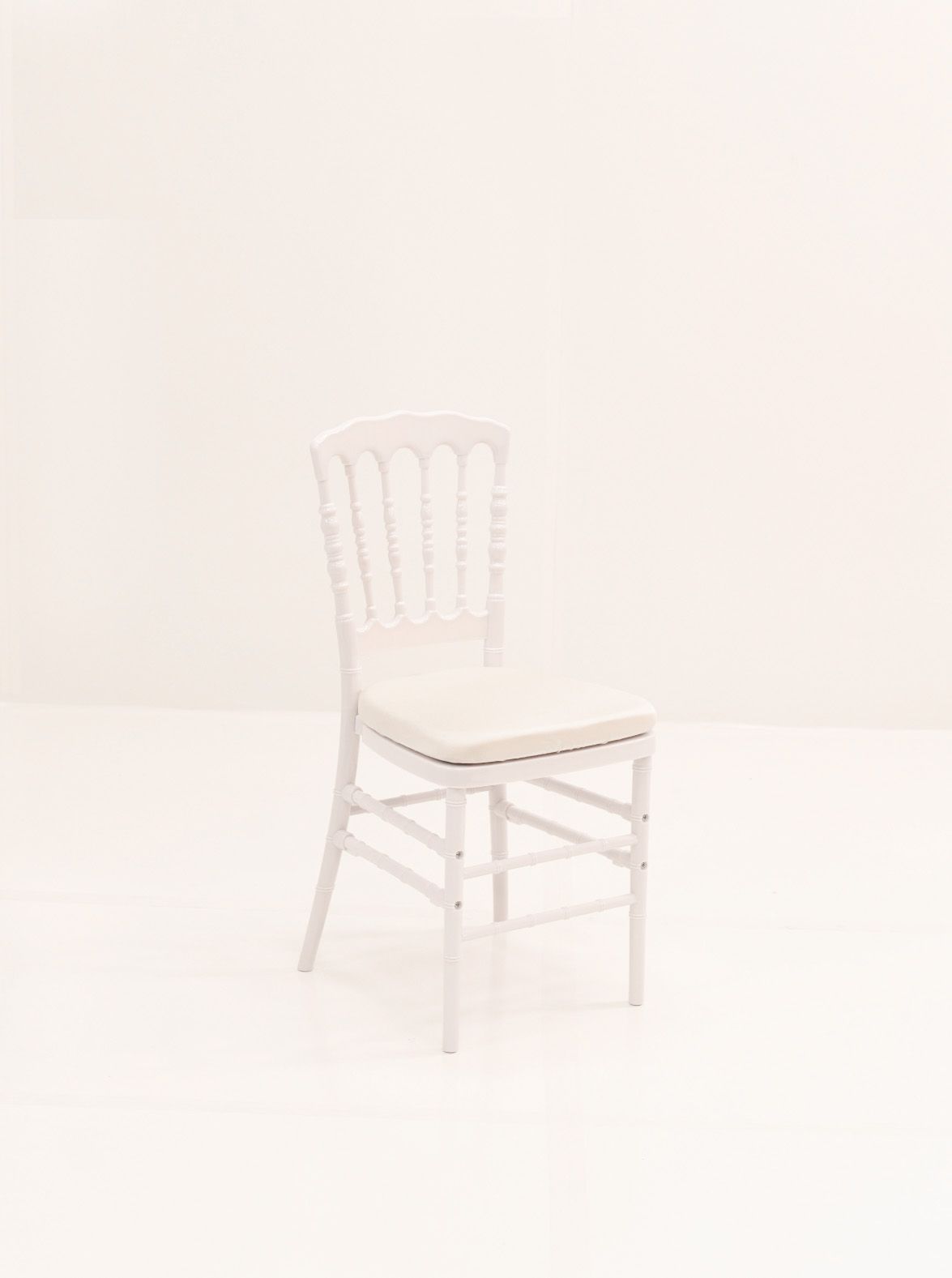 White Napolean White Cushion