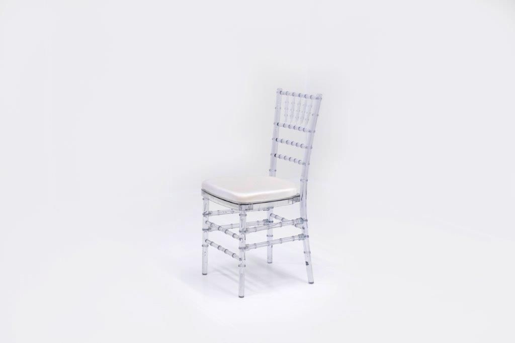 Clear Chiavari chair (1)