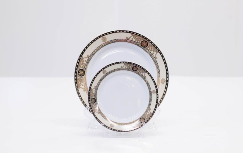 Black Rim German Plates
