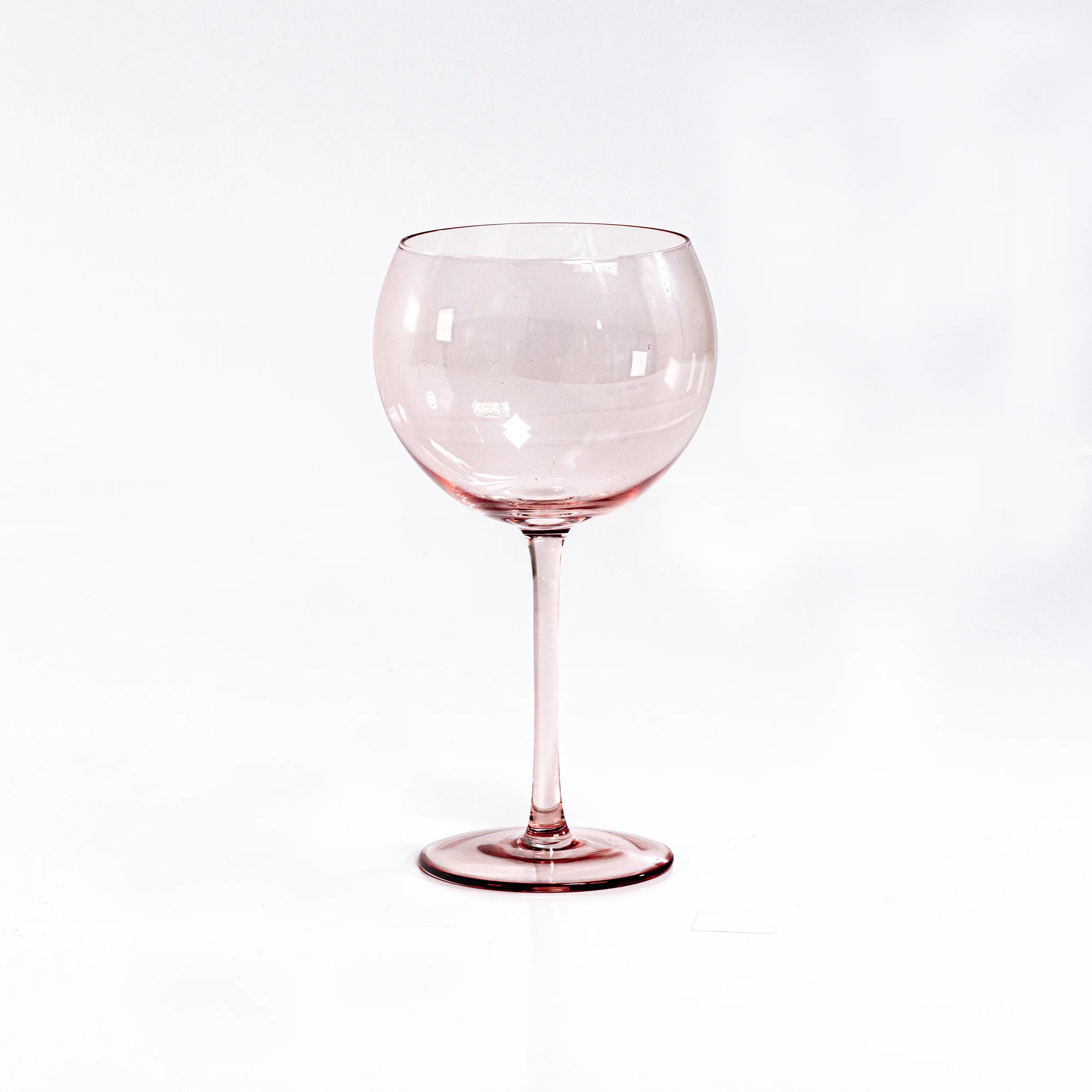 Marilyn Blush Wine Glass R rental