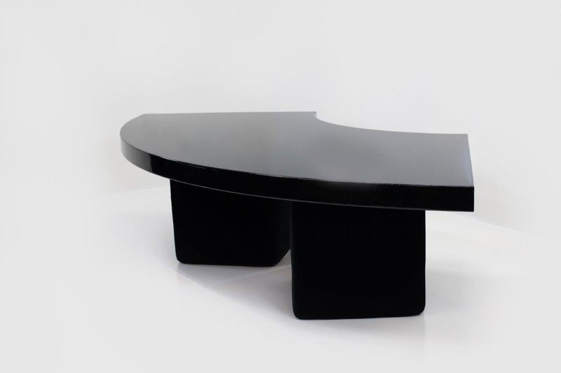 Black High Gloss Serpentine Table