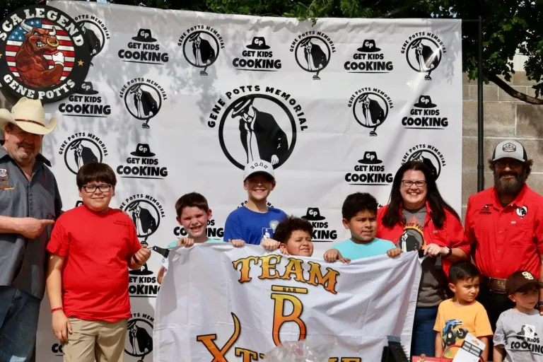 Get Kids Cooking Group with B Xtreme Sponsor