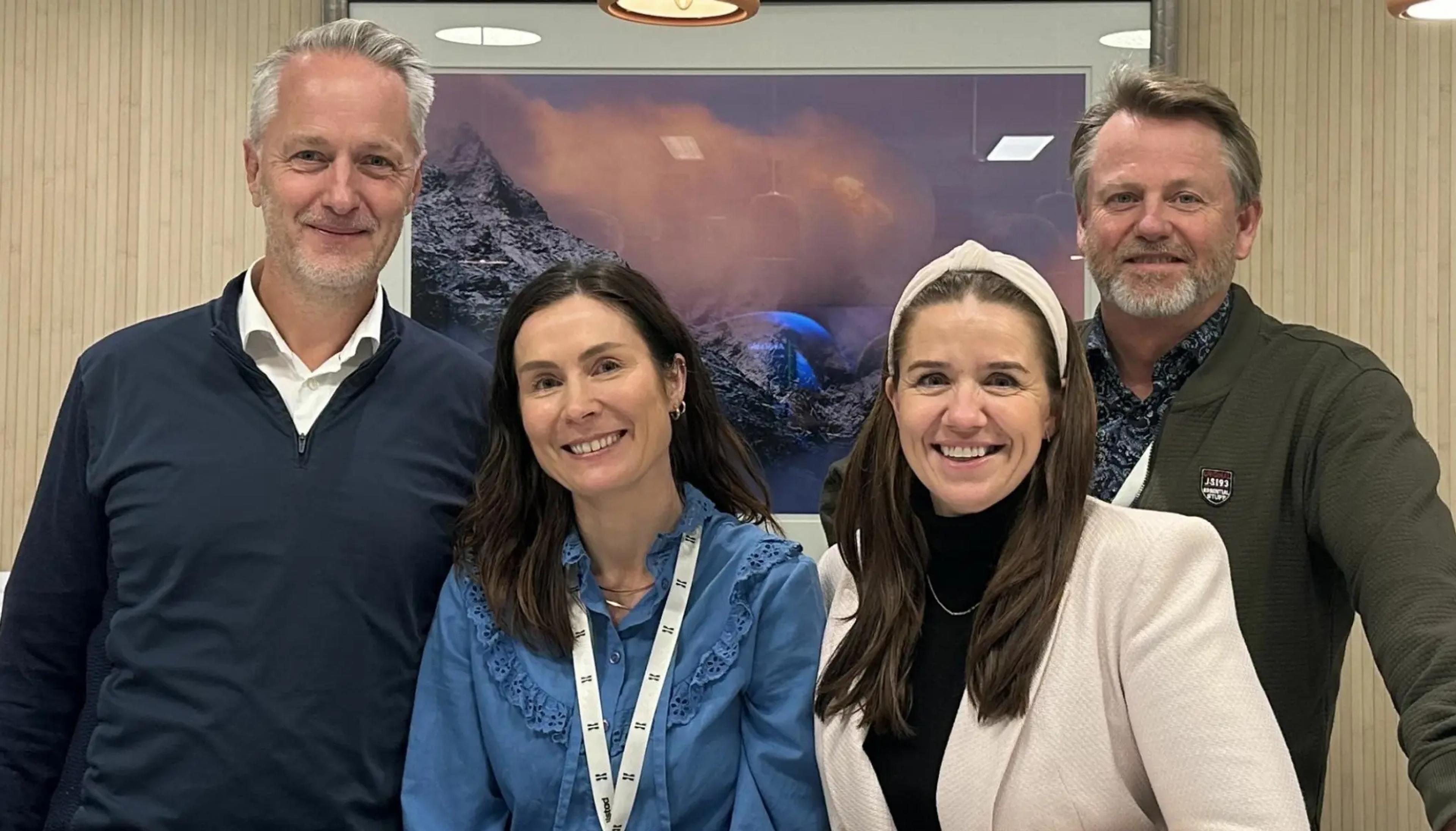 Fra the left: Anders H. Lier (Energi.AI), Marte Bakken (Allstad), Hanne Ek (Energi.AI) og Snorre Eide (Allstad)