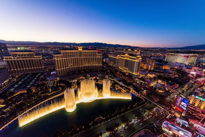 Vegas Strip Night Helicopter Flight with Downtown Views — photo 2