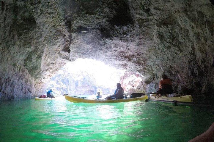 9-Hour Willow Beach Colorado River Kayak with Lunch Vegas — photo 1