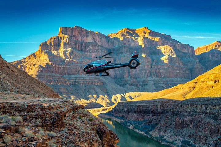 Sunset Grand Canyon Heli Tour with Strip Flyover — photo 4